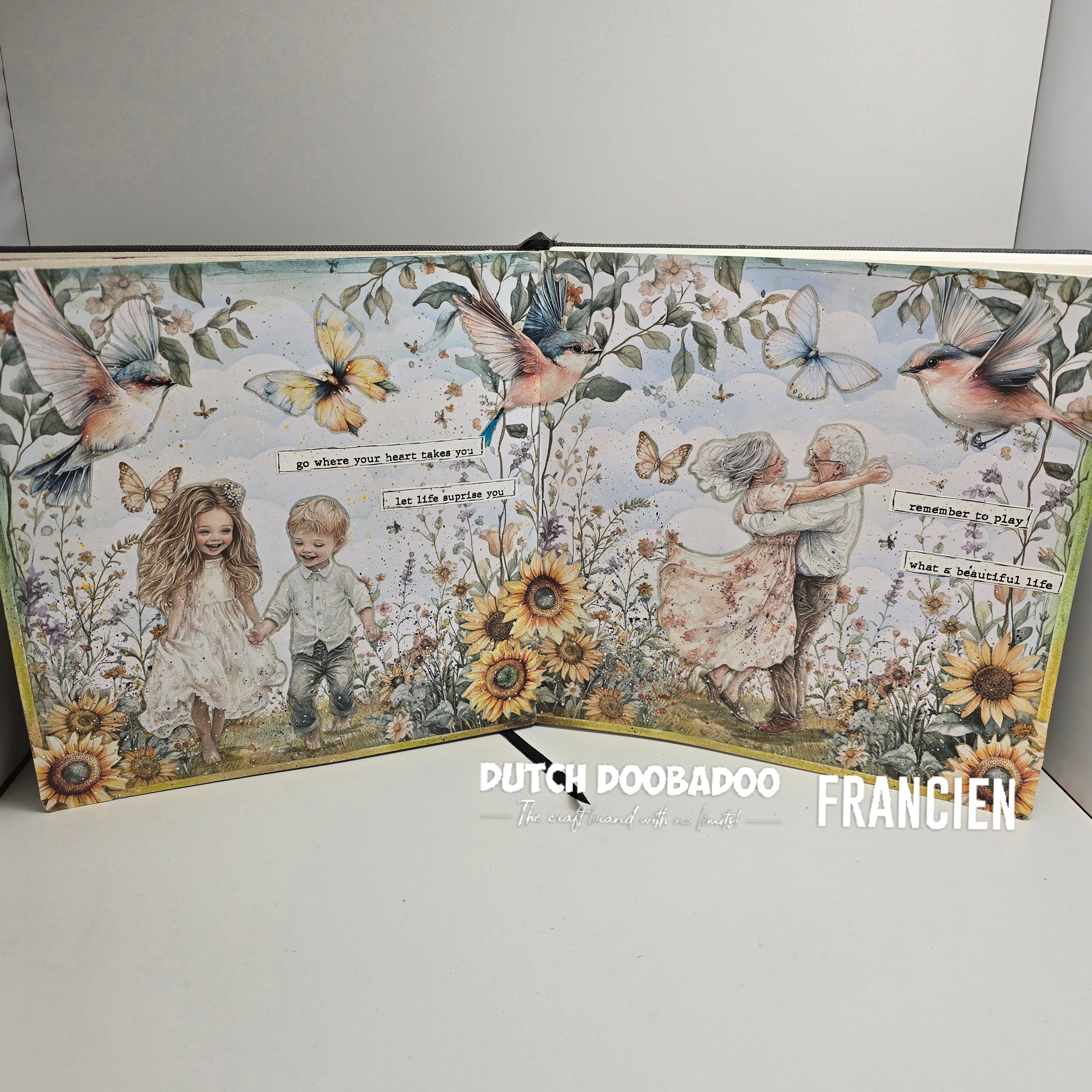 Dutch Doobadoo DDBD Collage Die-Cuts Fly Away