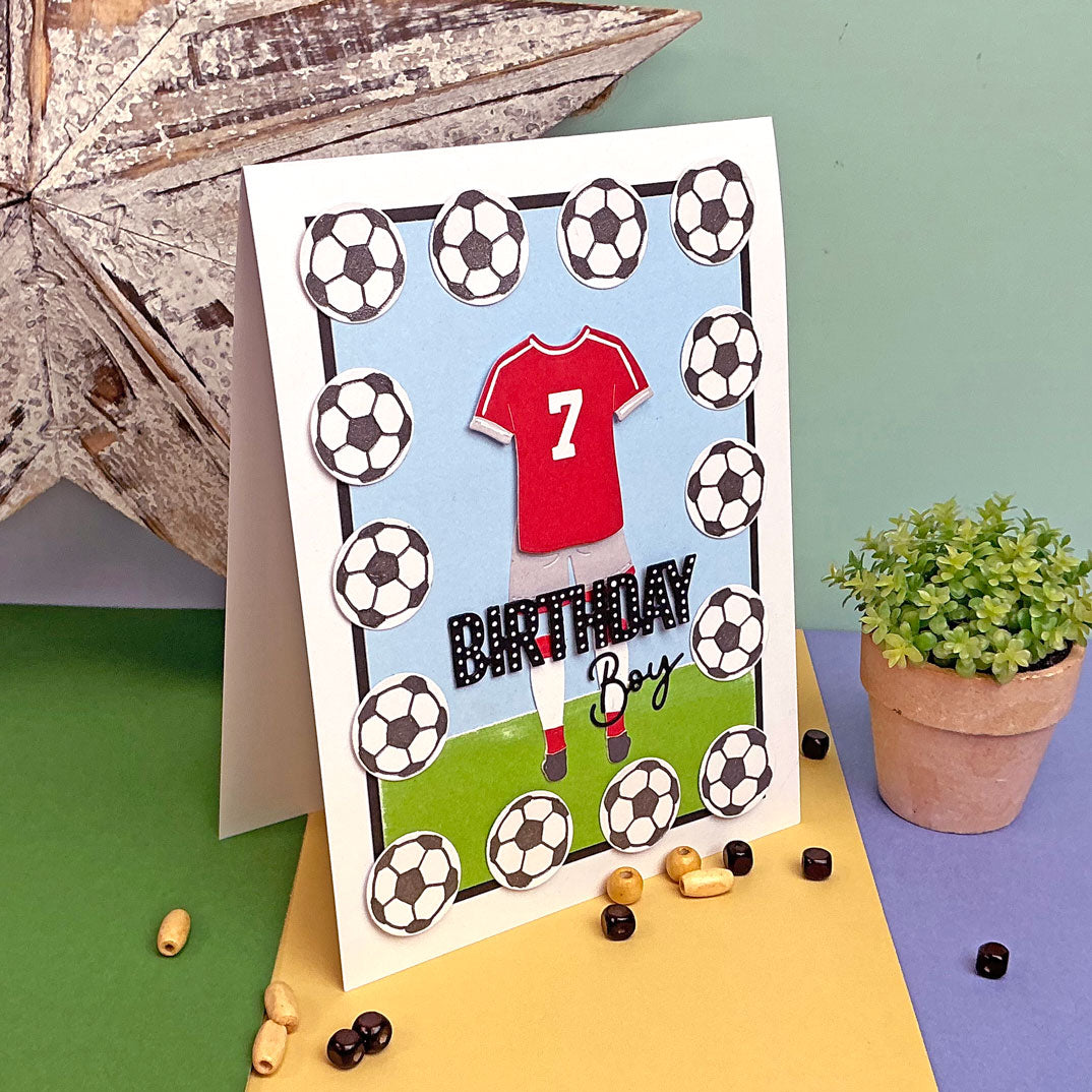 Moonstone Dies - Football Fanatic