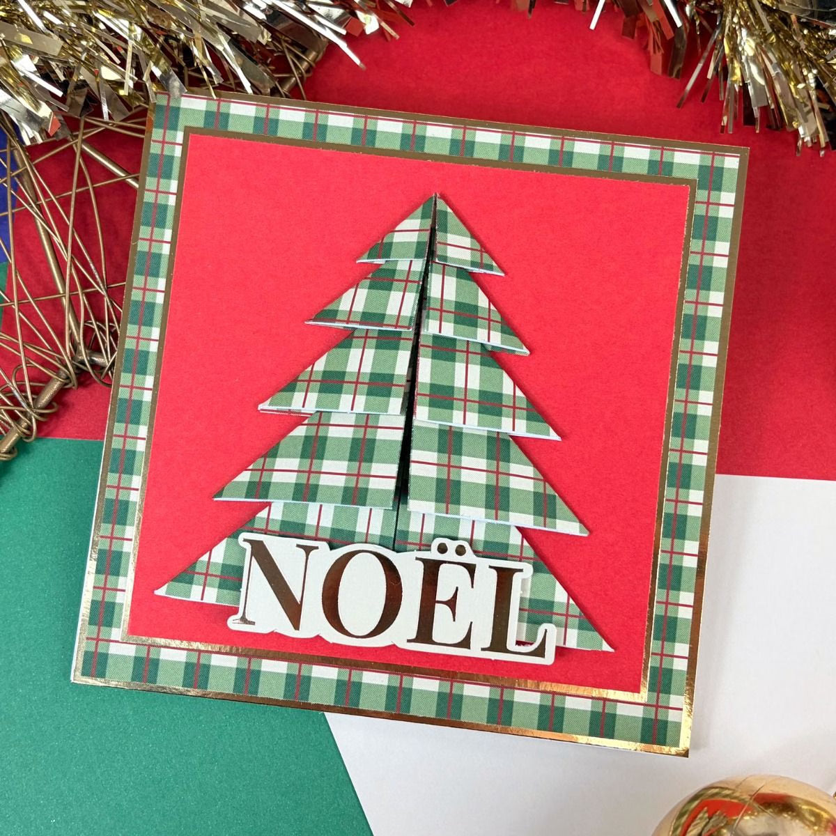 Hunkydory Essential Selection Paper Pad - Festive Tartan