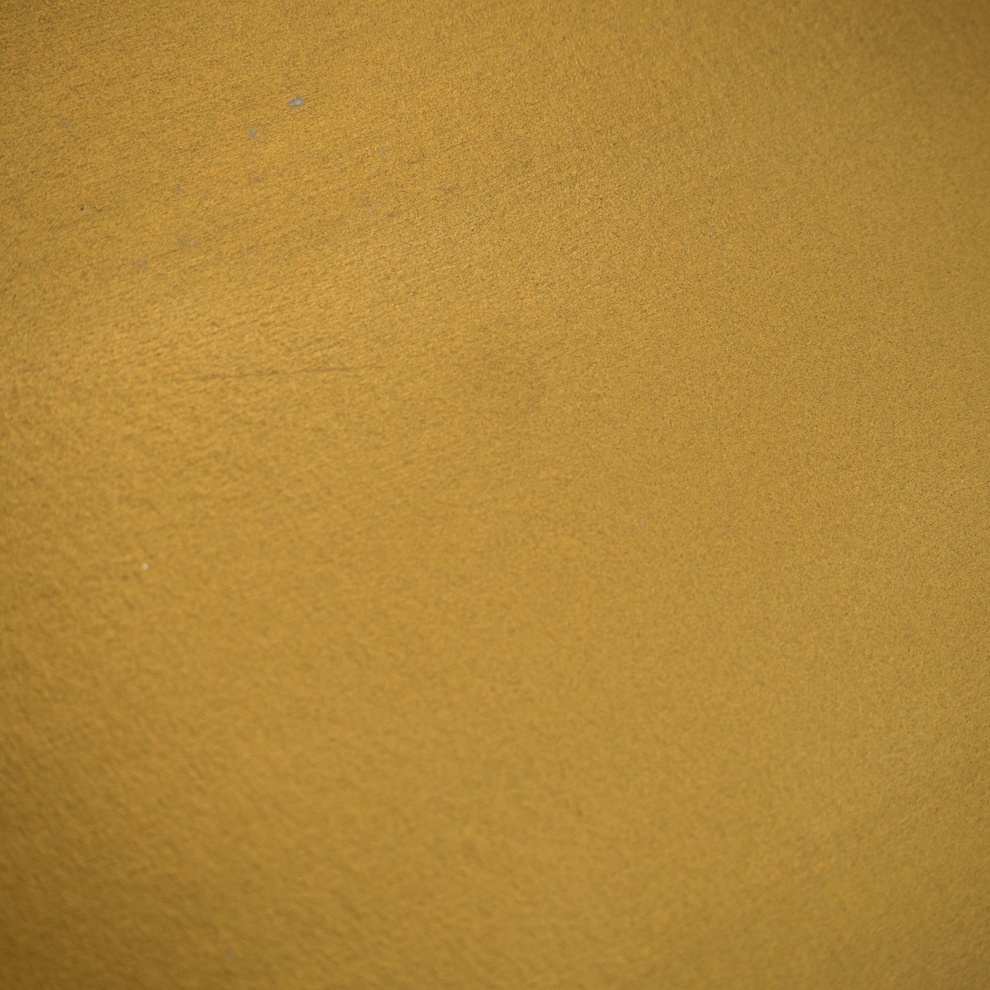 #colour_tarnished gold