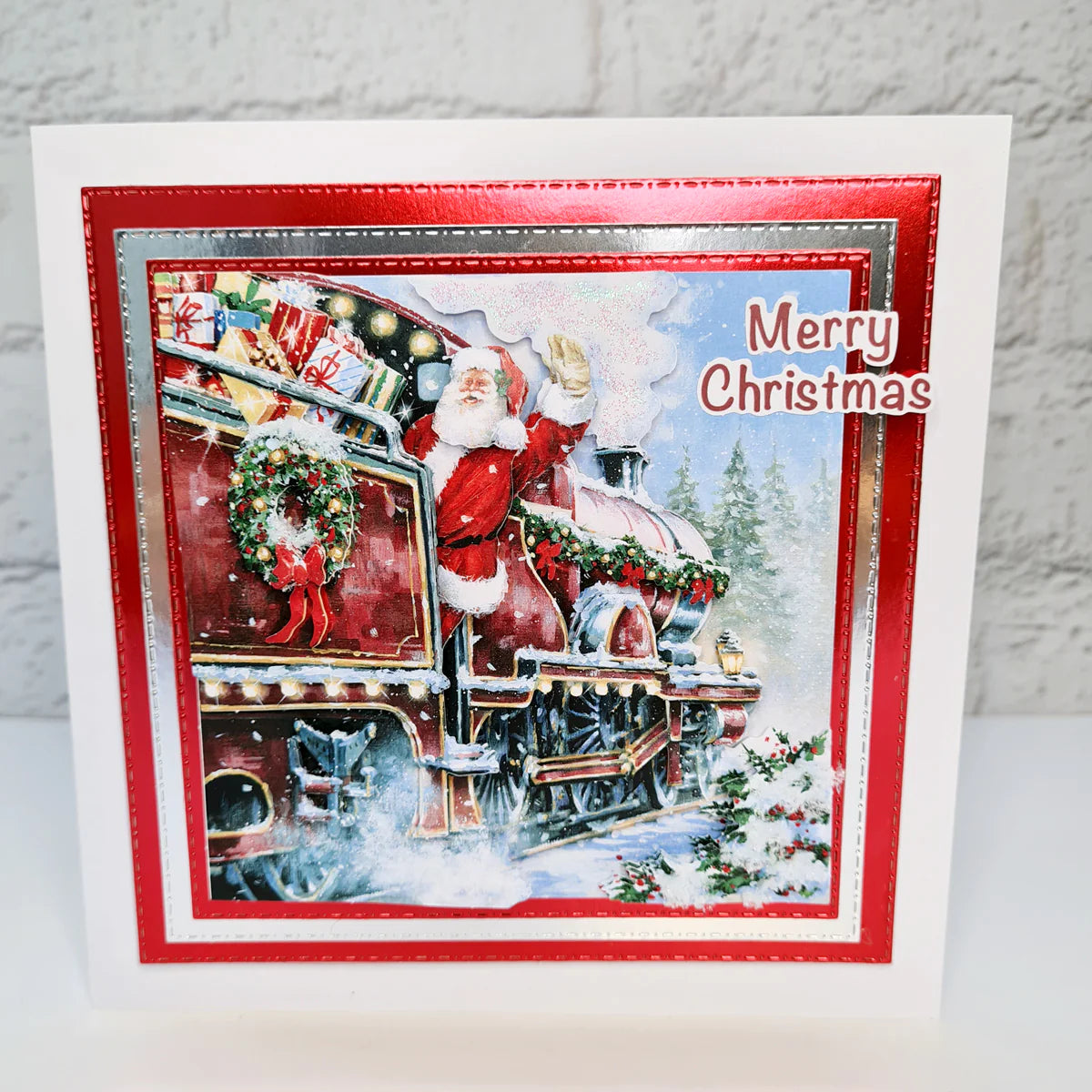 Die Cut Decoupage – Santa On Train (Pack Of 3)