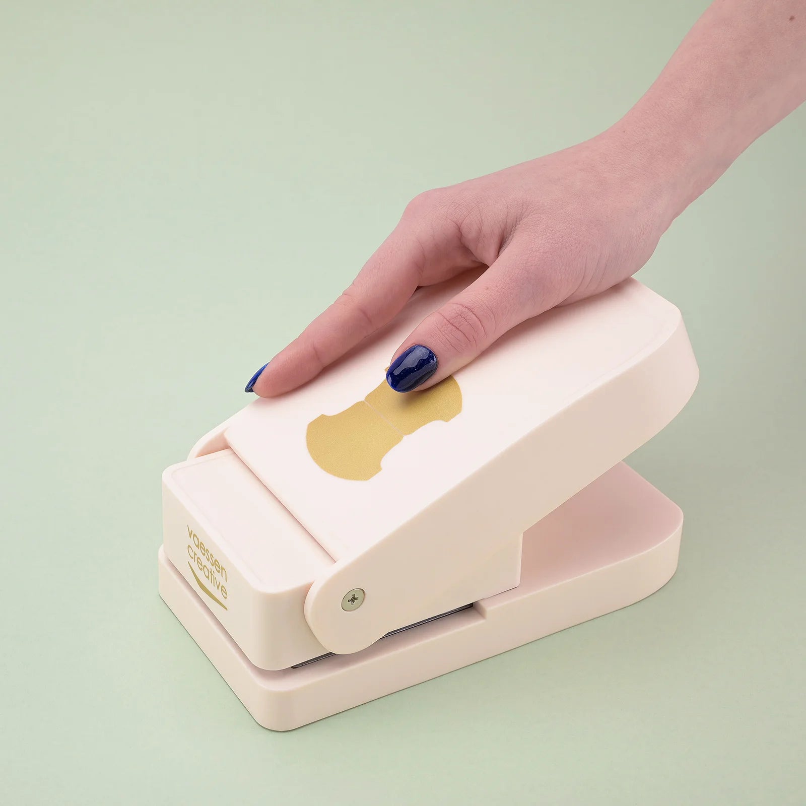 Vaessen Creative • Heavy-Duty Punch Whale-Tail Tab Large