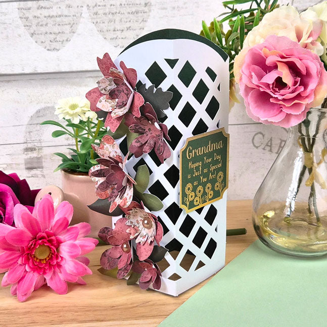 Build-a-Bouquet Vintage Petals Die-Cut Pad