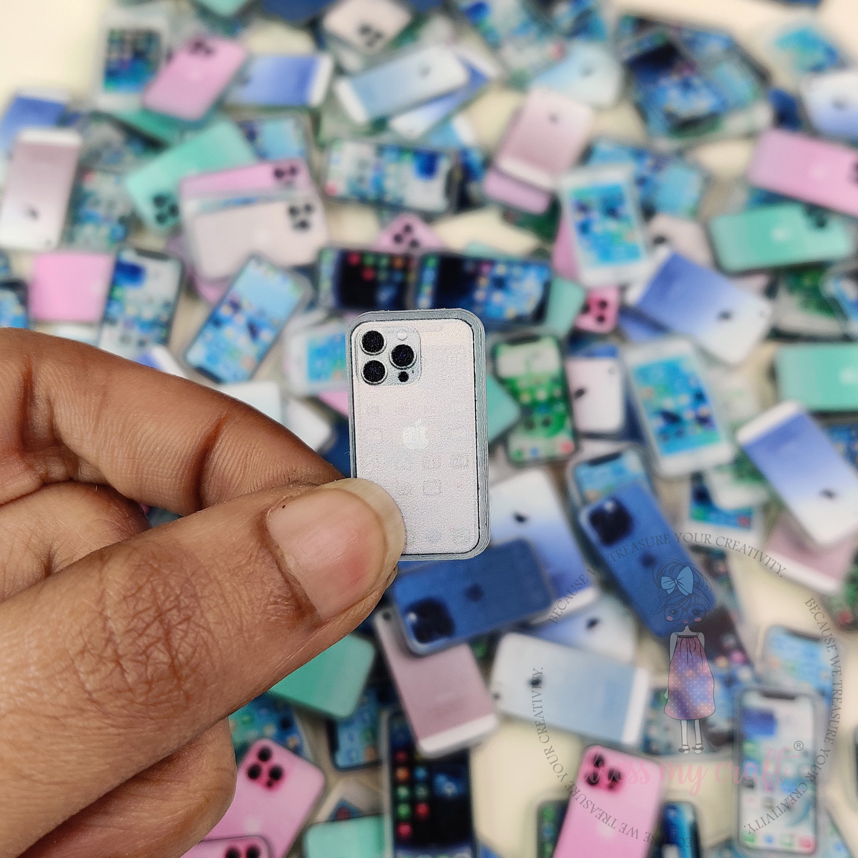 Dress My Craft - Mini Smartphone Acrylic Charms