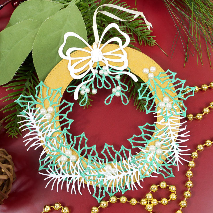 Moonstone Dies - Festive Outline Foliage