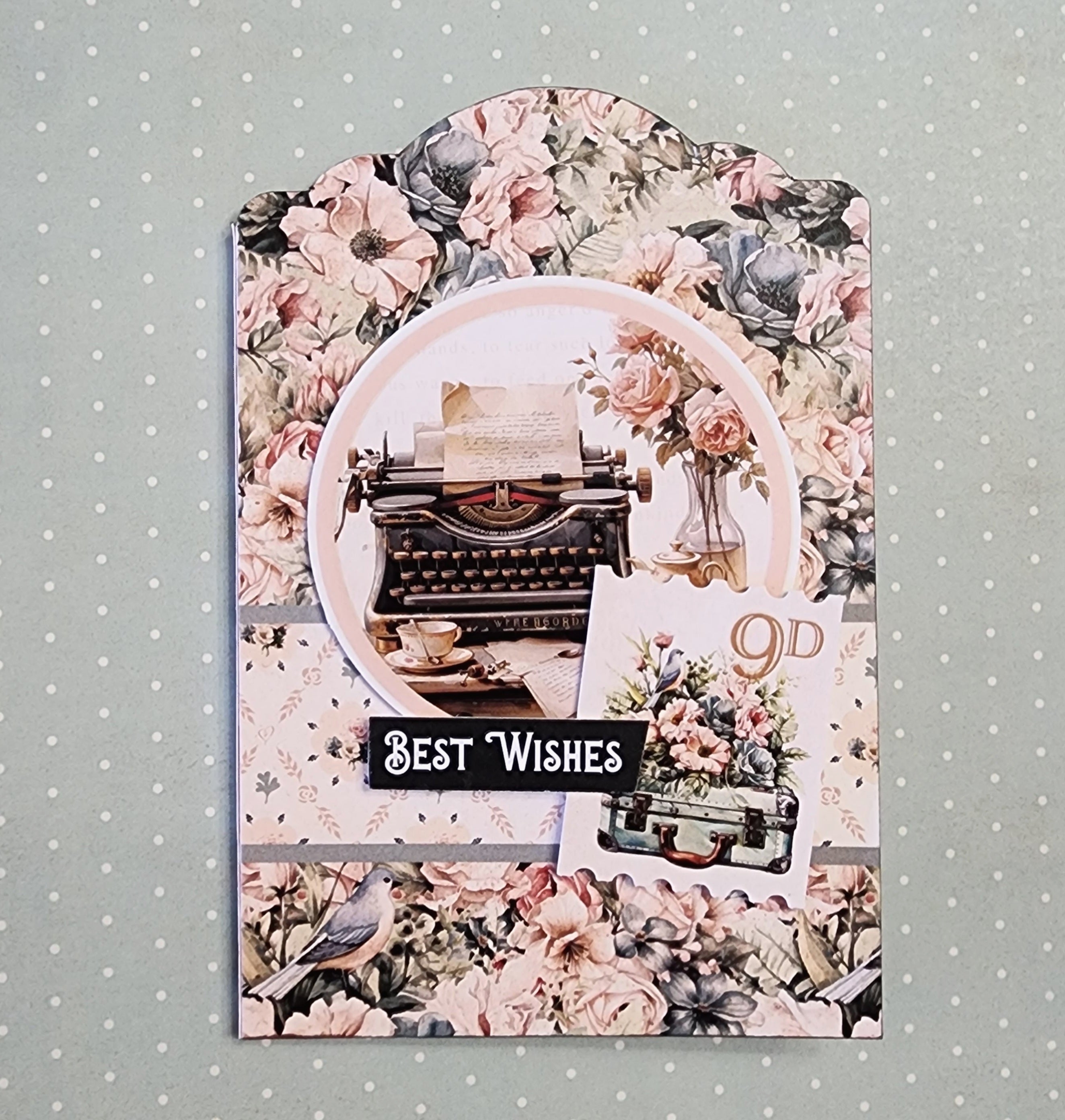 Card Folio #1  - 4x6" Scalloped Card Bases with Tags & Pockets - 6 pieces 34614