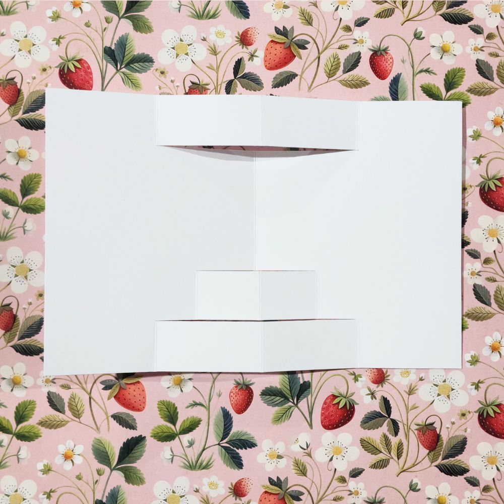 Pop-Out Card Insert White 300gsm Cardstock 3 Panels - 10 pieces 35001