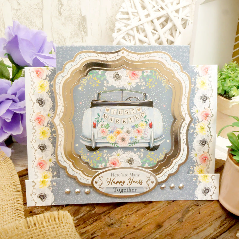 Just Married Luxury Topper Set