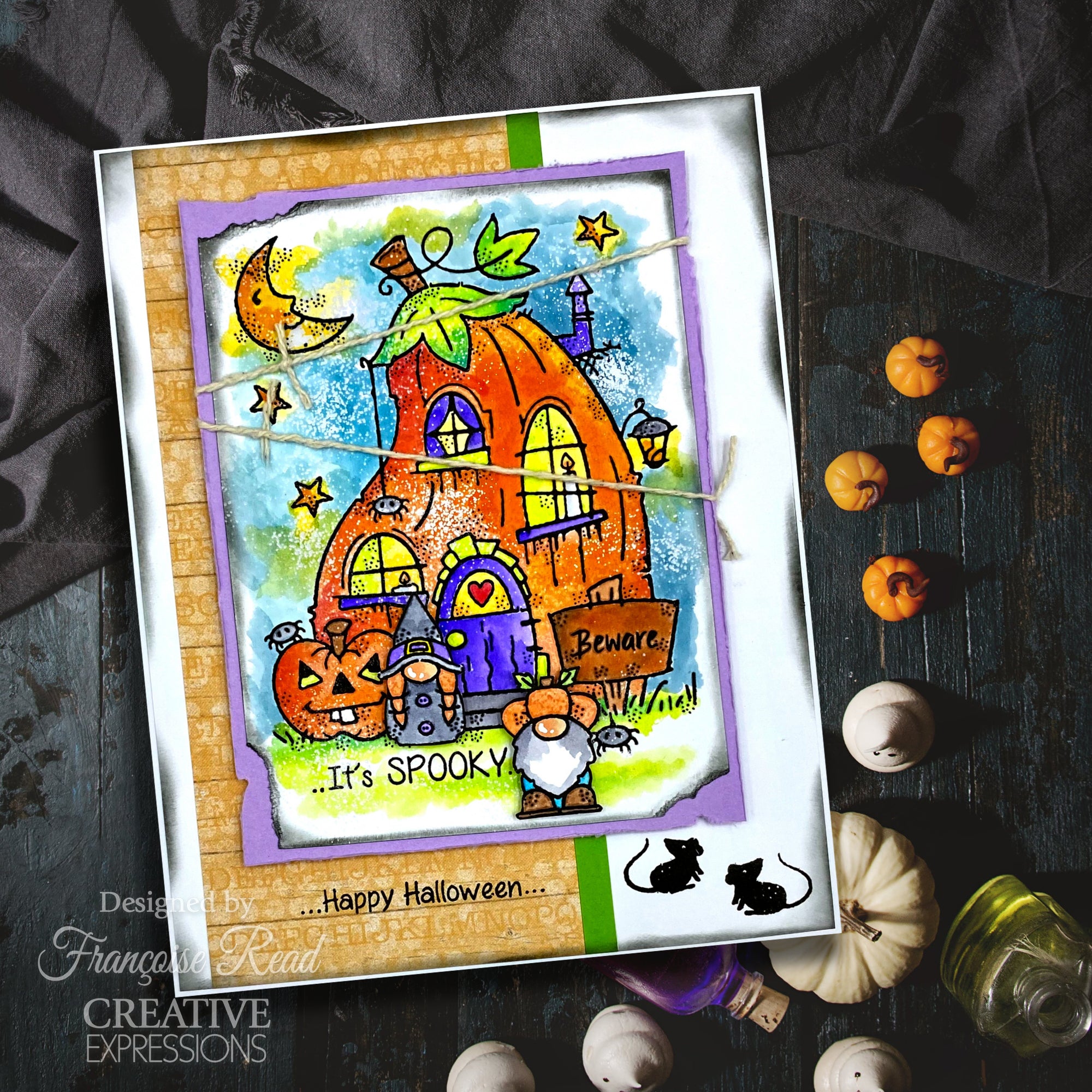 Woodware Clear Singles Pumpkin House 4 in x 6 in Stamp Set