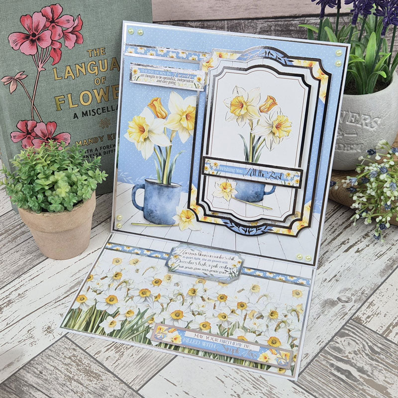 December - Narcissus Luxury Topper Sheet