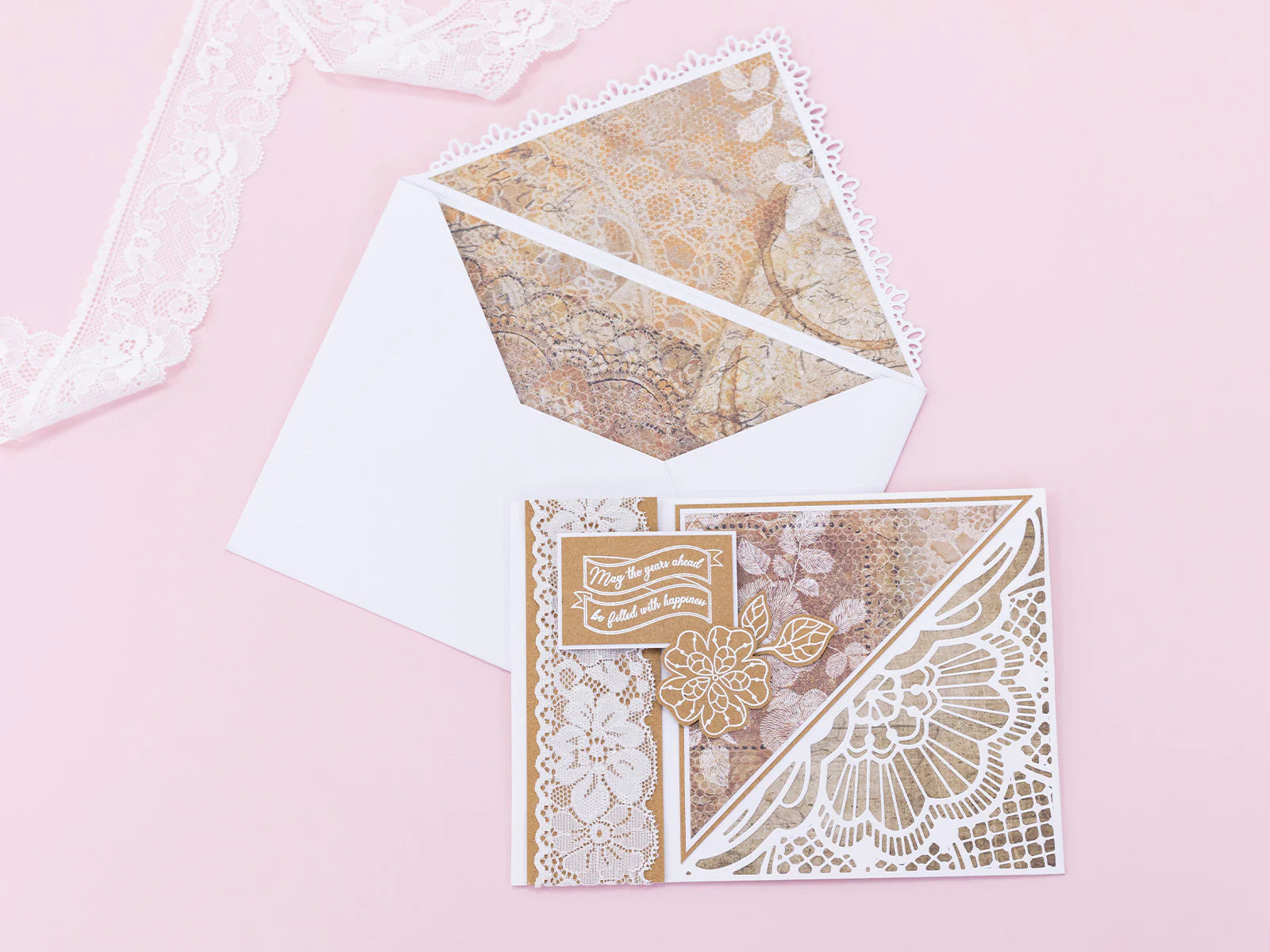 Sara Signature Antique Lace - Banners & Heartfelt Sentiments Stamp Set