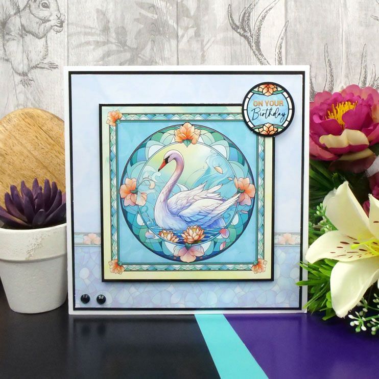 The Square Little Book of Stained Glass Wonderful Wildlife