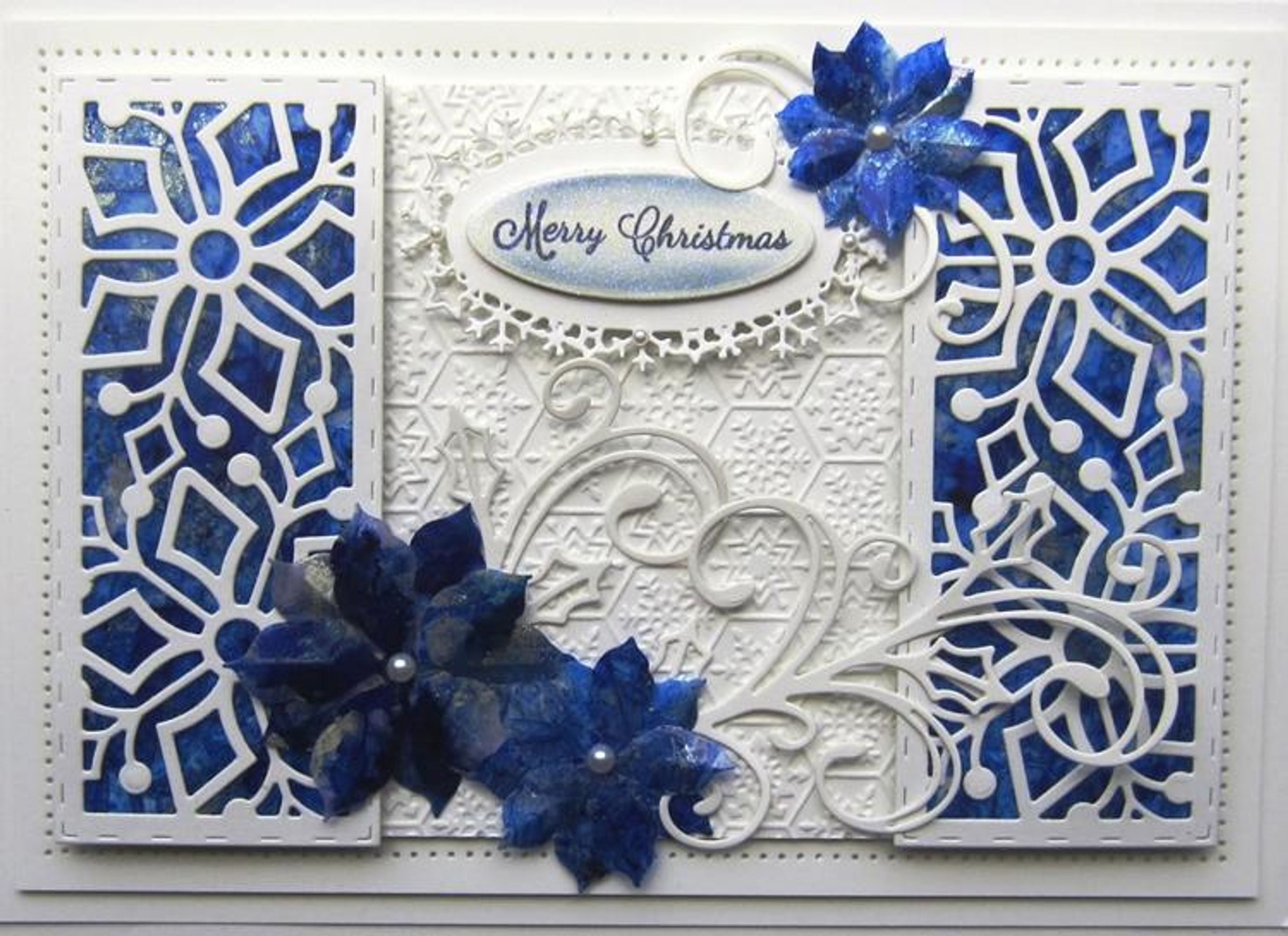 Festive Collection Stitched Snowflake Striplet