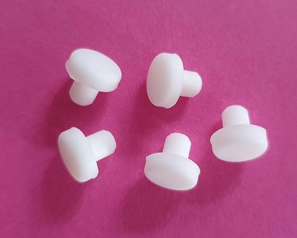 5 Spare Buttons For Magnetic Stencil Colour Set