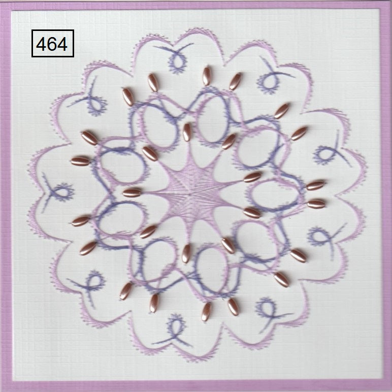 Laura's Design Digital Embroidery Pattern - Center Web Scalloped Wreath