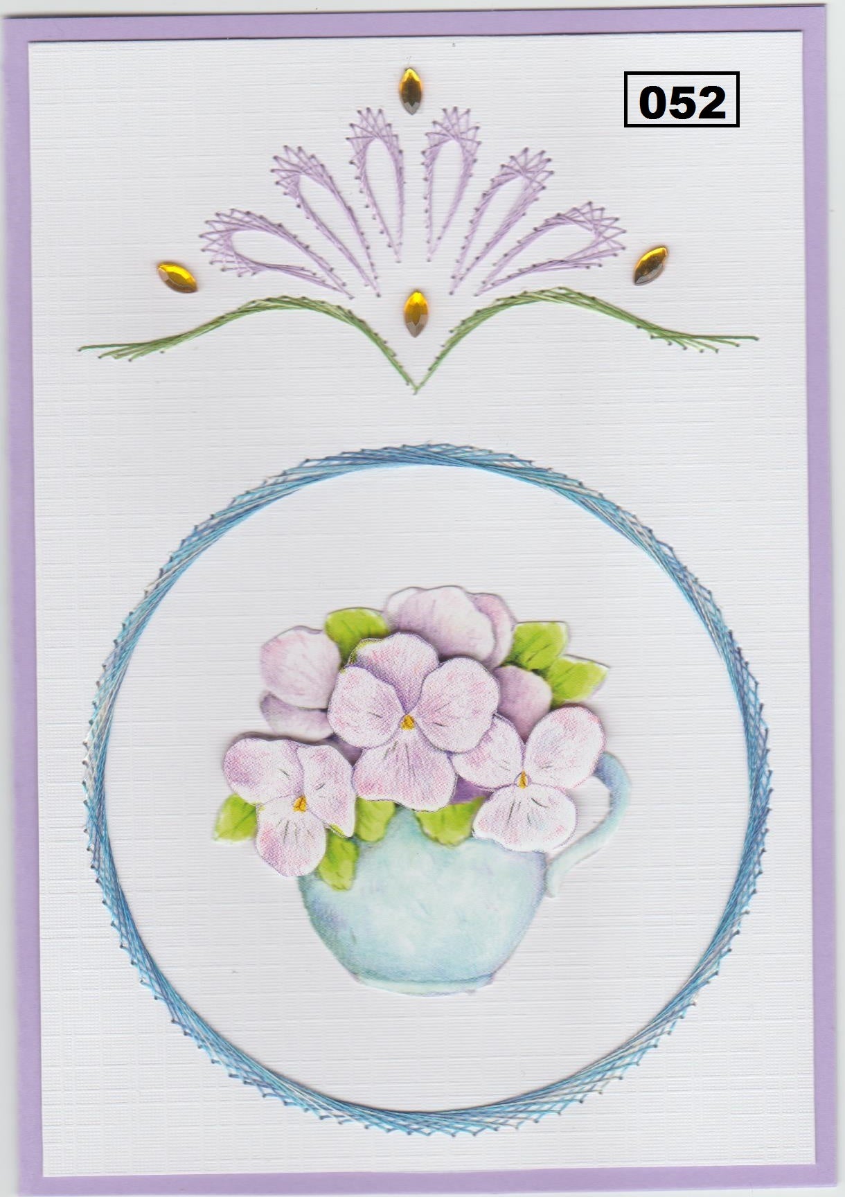 Laura's Design Digital Embroidery Pattern - Floral Shape